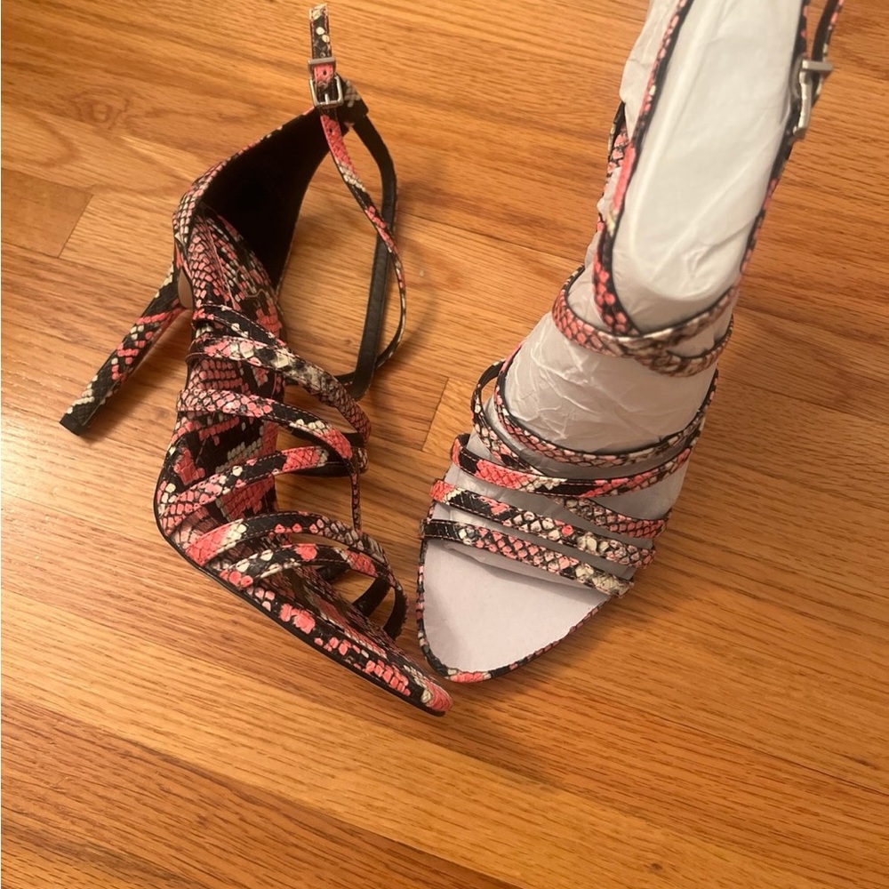 NIB Jessica Simpson Strappy Heels